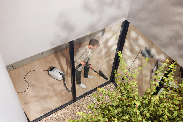 Banner image for: <p><strong>Miele Guard M1 🇩🇪</strong></p>